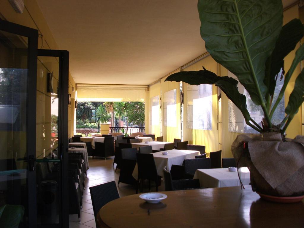 Ombrosa Hotel 3*